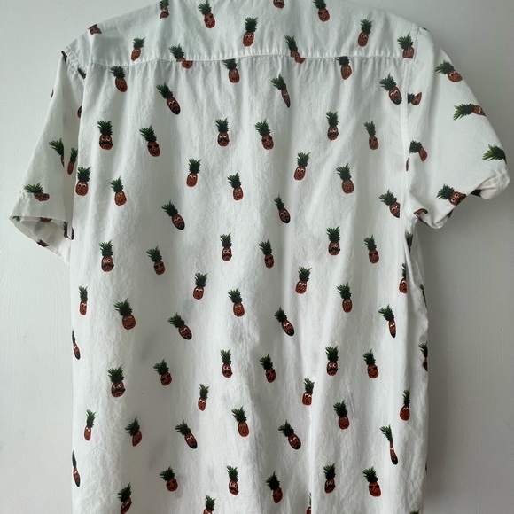 Men’s Brave Soul London Pineapple Novelty Button Down Shirt - Picture 3 of 7